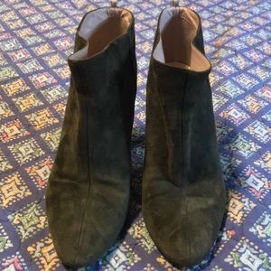 SJP by Sarah Jessica Parker Green/ Grey boots